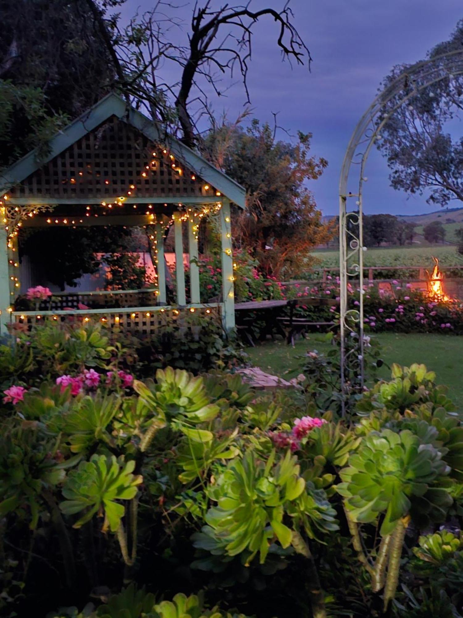 Jasmine'S Barossa Valley Cottage Lyndoch Exterior photo